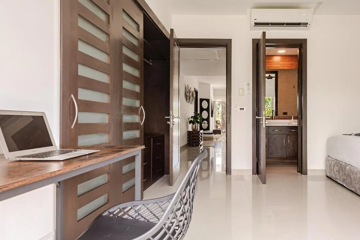Condo Beach Front 2Br 3Bath Family Big Pool Jacuzzi Tenis Gym Spa Apartment Playa del Carmen
