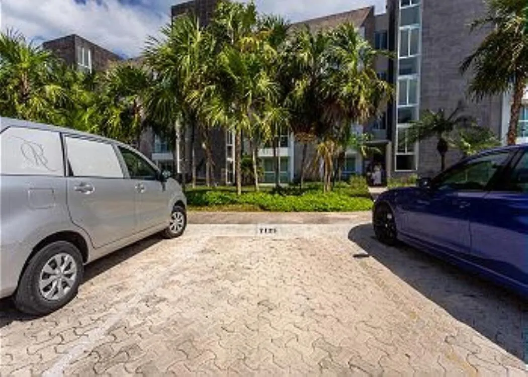 Apartment Condo Beach Front 2Br 3Bath Family Big Pool Jacuzzi Tenis Gym Spa Mexico