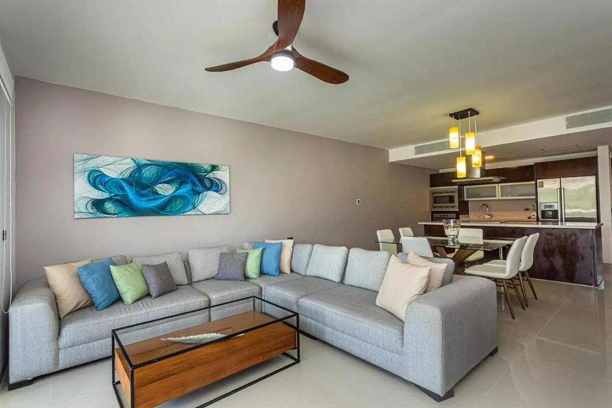 Condo Beach Front 2Br 3Bath Family Big Pool Jacuzzi Tenis Gym Spa Mexico